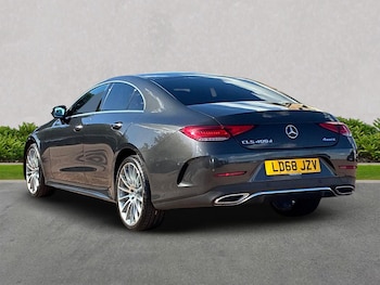 Used Mercedes-Benz CLS 2018 for sale - 76170702: Photo 2