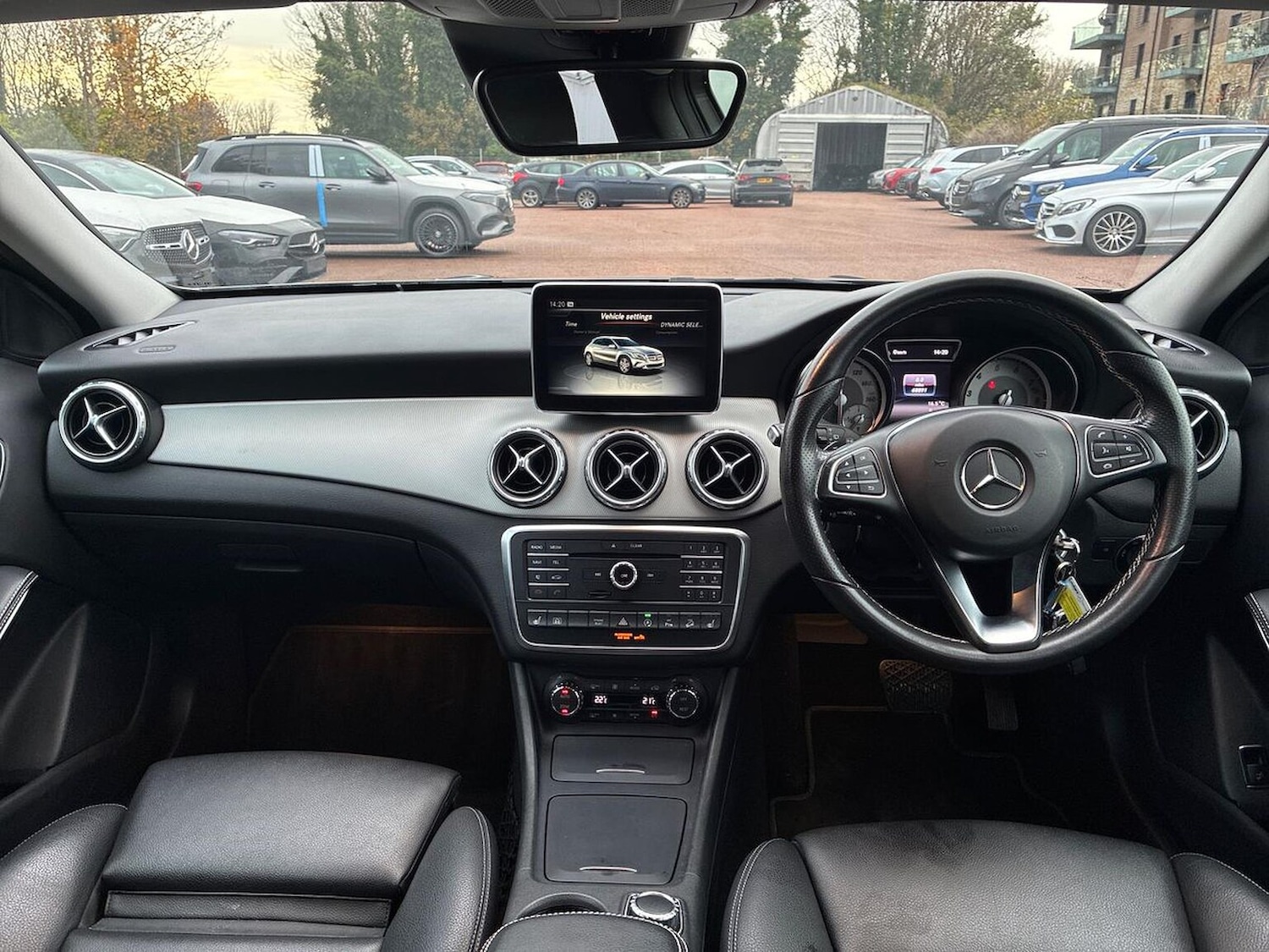 Used Mercedes-Benz GLA 2016 for sale - 76583219: Photo 13