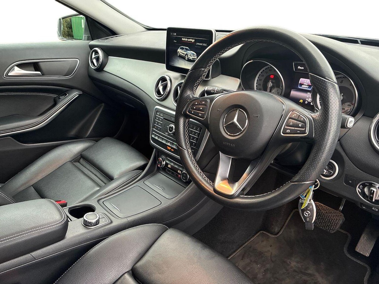 Used Mercedes-Benz GLA 2016 for sale - 76583219: Photo 15