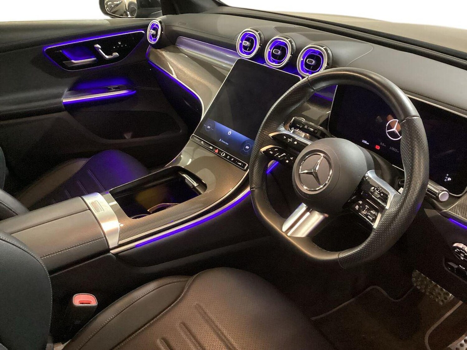 Used Mercedes-Benz GLC 2024 for sale - 76578295: Photo 17