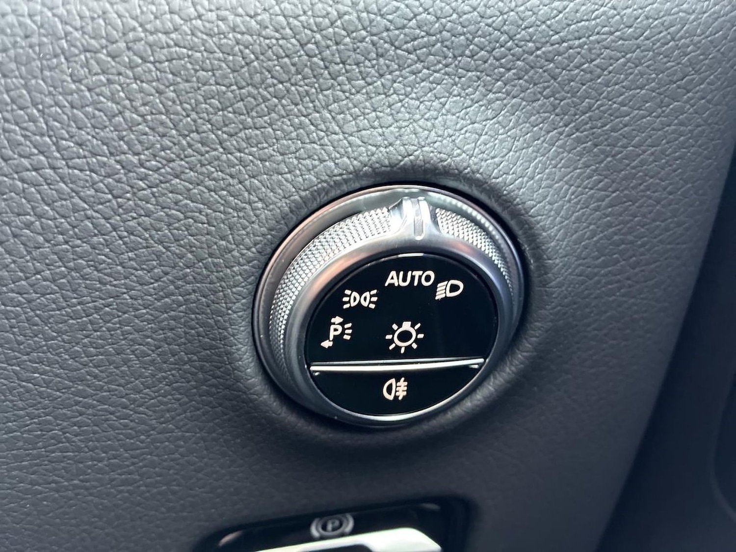 Used Mercedes-Benz GLC 2024 for sale - 77056863: Photo 24