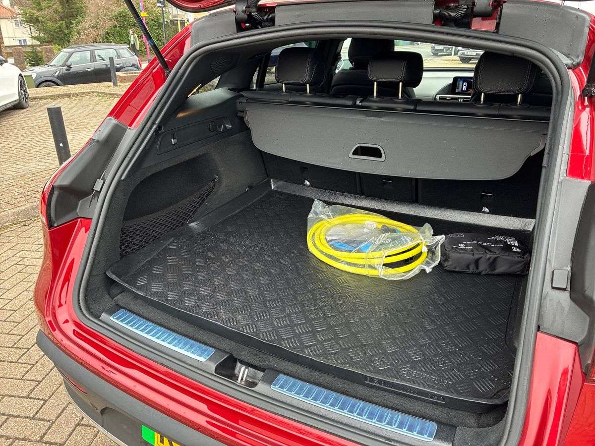 Used Mercedes-Benz EQC 2023 for sale - 78098332: Photo 17