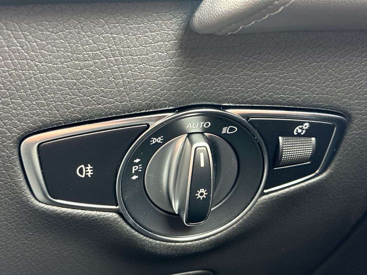 Used Mercedes-Benz EQC 2023 for sale - 78098332: Photo 22