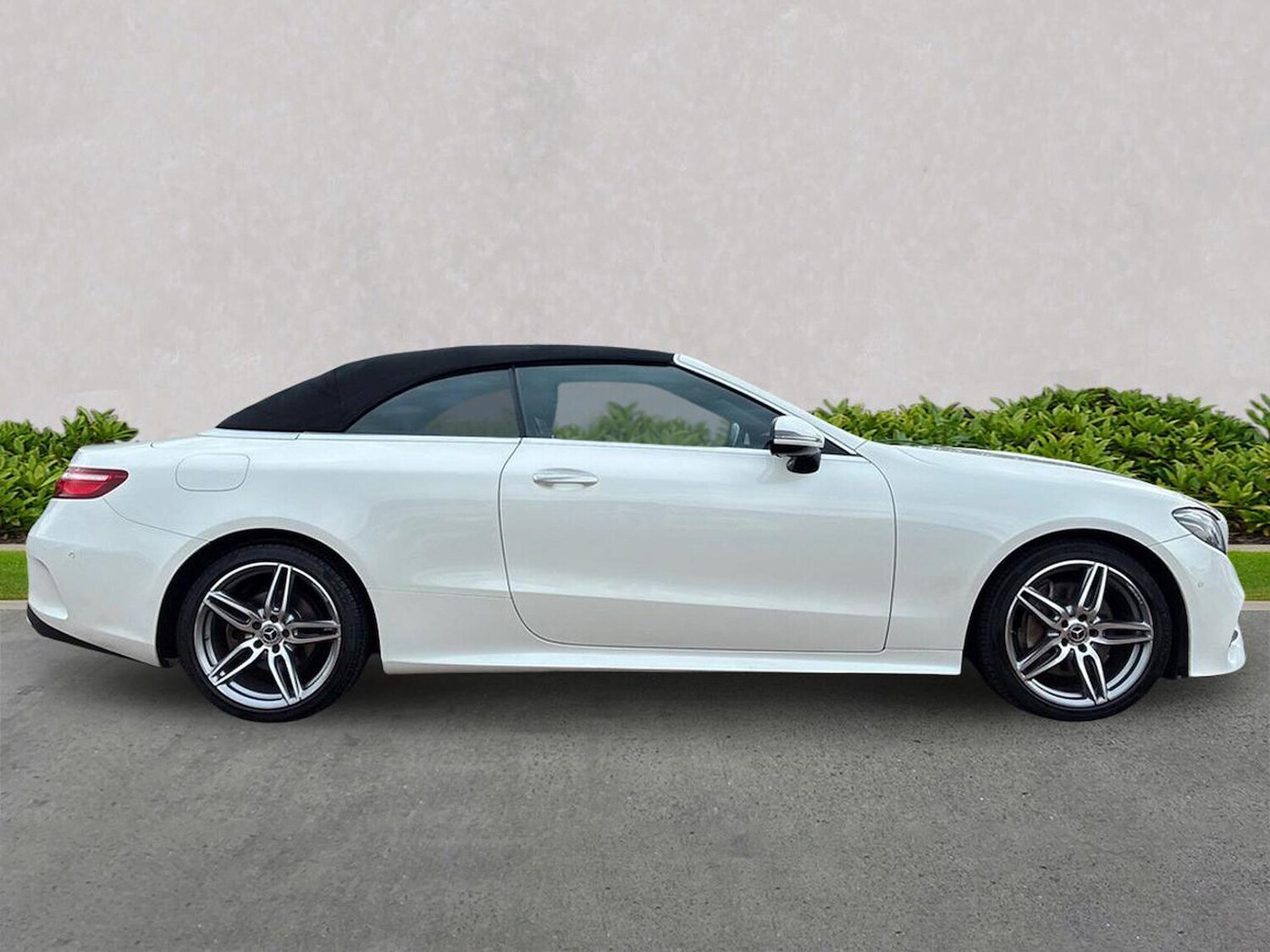 Used Mercedes-Benz E Class 2019 for sale - 76490565: Photo 4