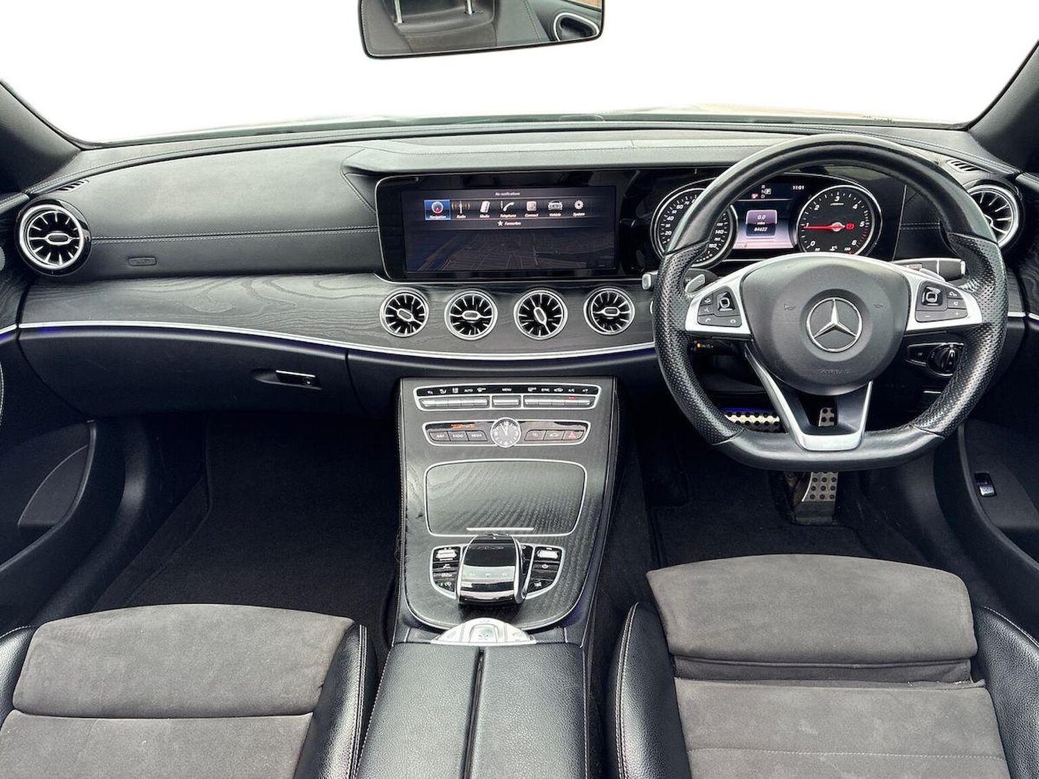 Used Mercedes-Benz E Class 2019 for sale - 76490565: Photo 9