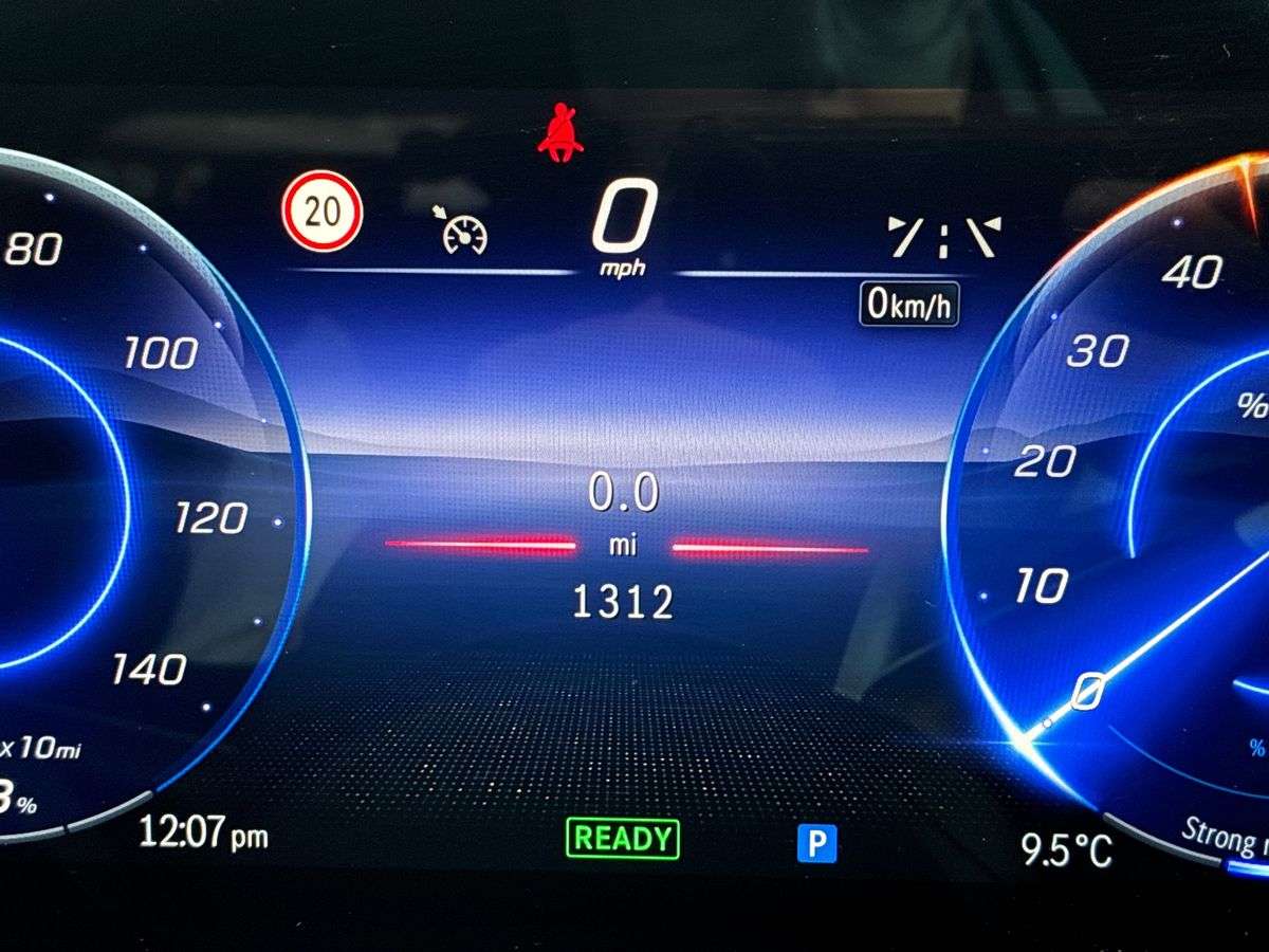 Used Mercedes-Benz EQB 2025 for sale - 77845327: Photo 10