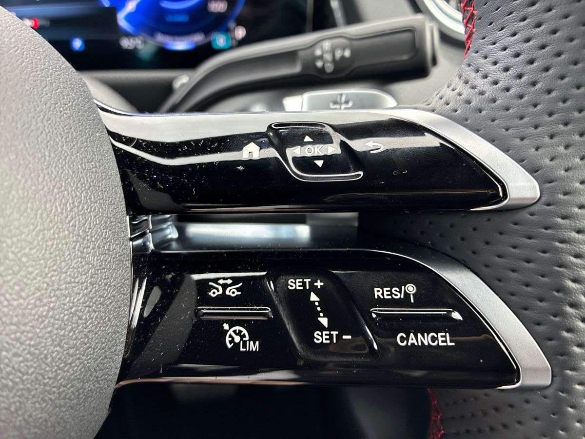 Used Mercedes-Benz EQB 2025 for sale - 77845327: Photo 27