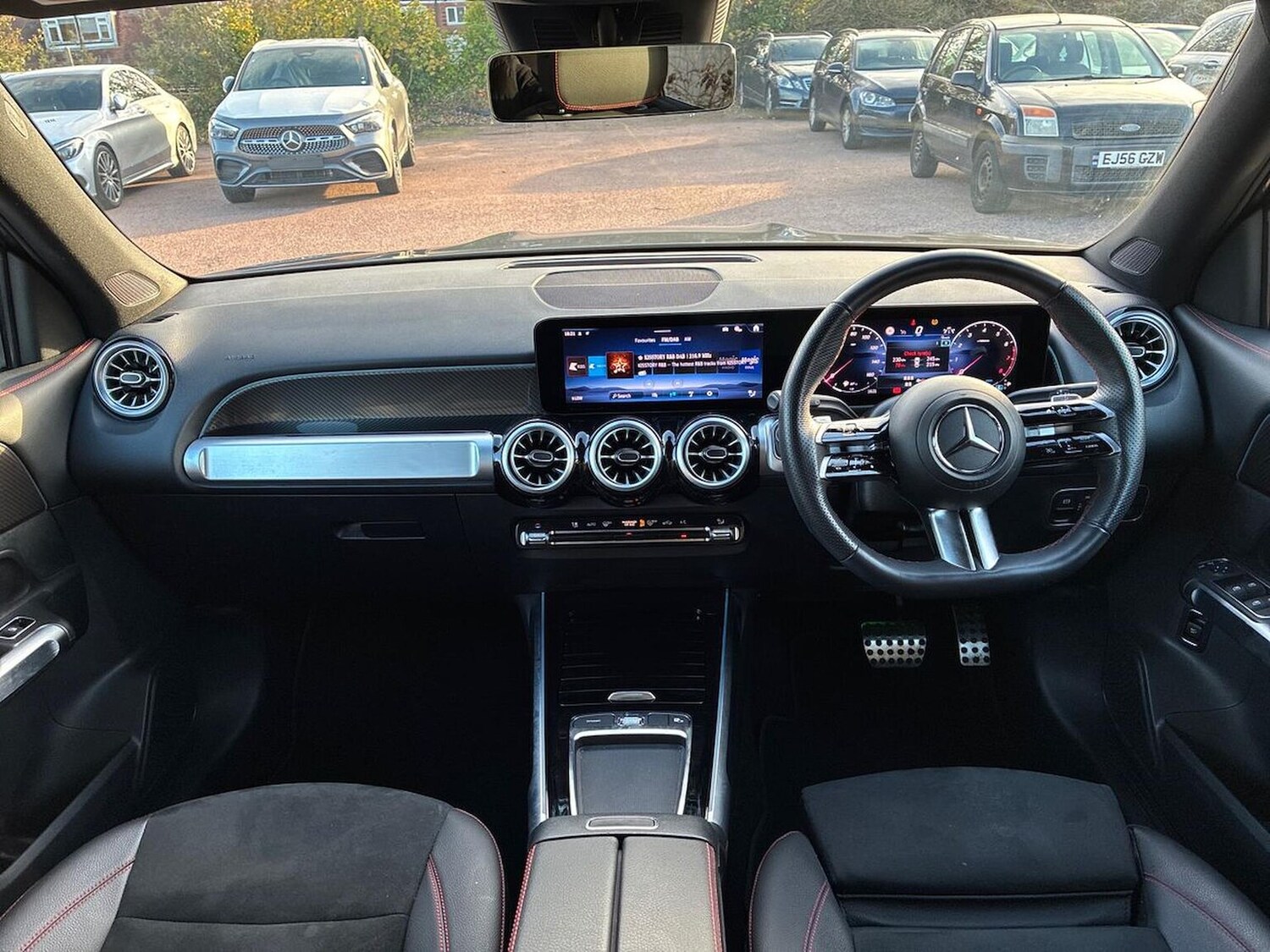 Used Mercedes-Benz GLB 2024 for sale - 76357863: Photo 14