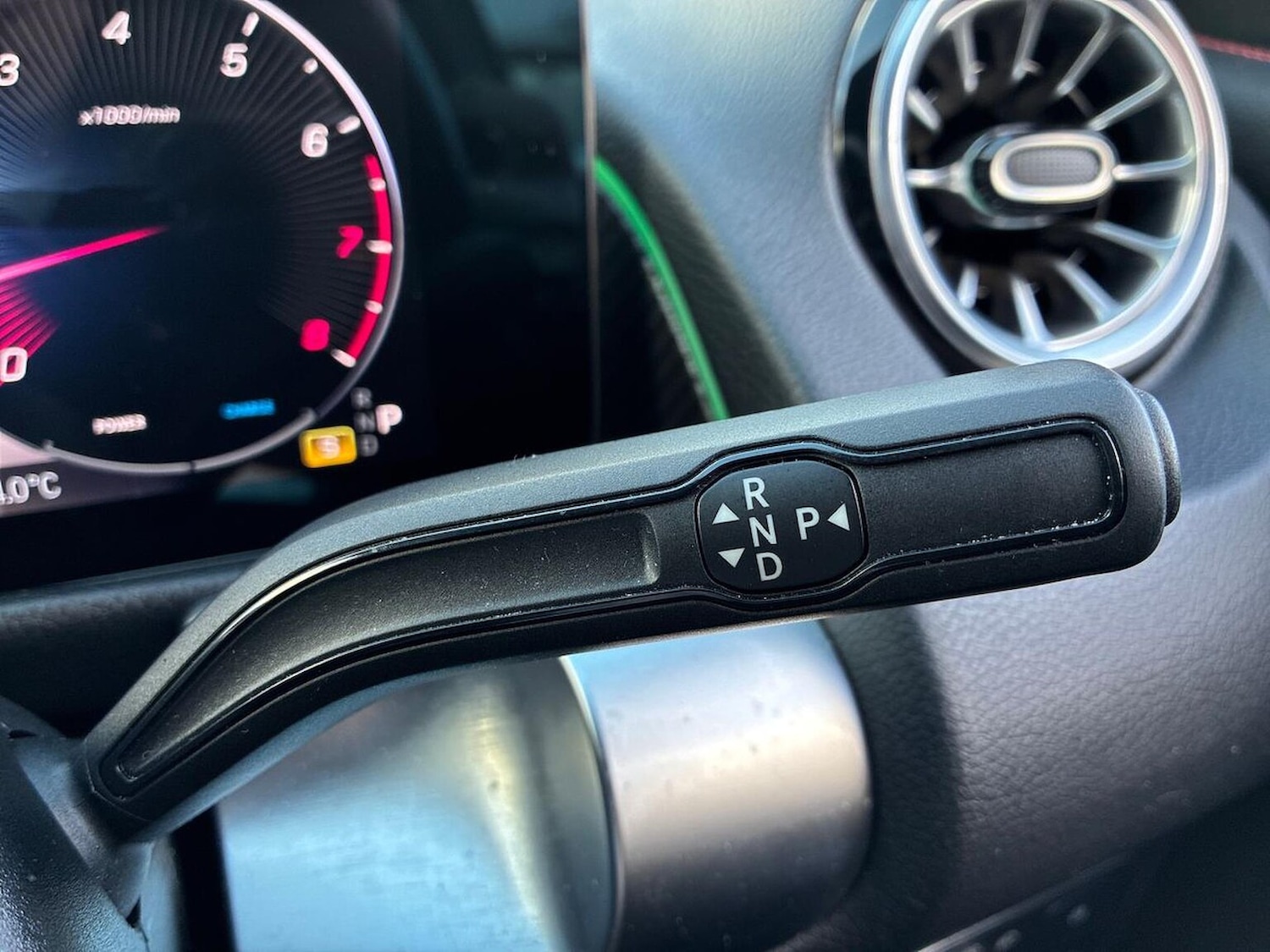 Used Mercedes-Benz GLB 2024 for sale - 76357863: Photo 30