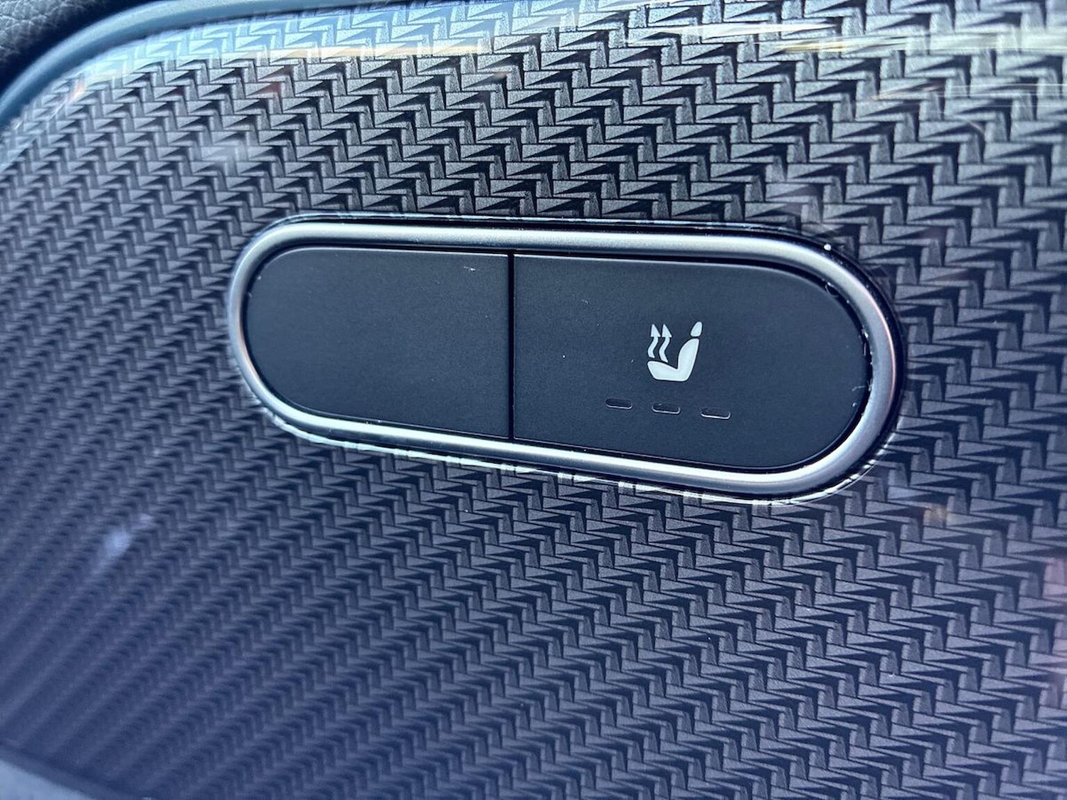 Used Mercedes-Benz GLB 2024 for sale - 76357863: Photo 31