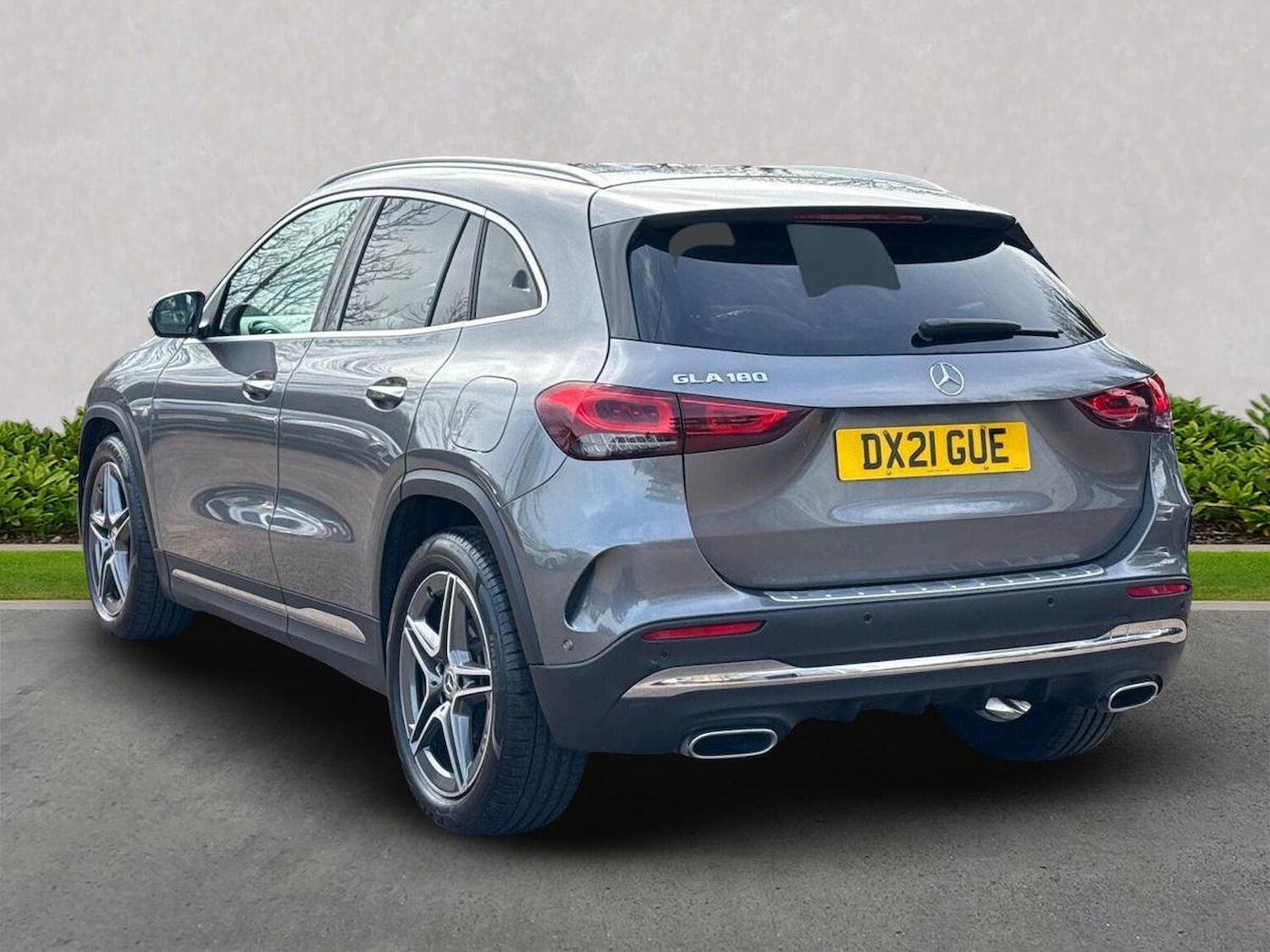 Used Mercedes-Benz GLA 2021 for sale - 76005743: Photo 2