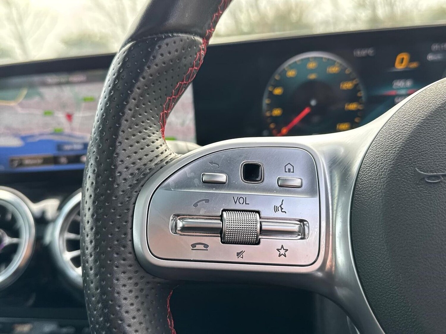 Used Mercedes-Benz GLA 2021 for sale - 76005743: Photo 27