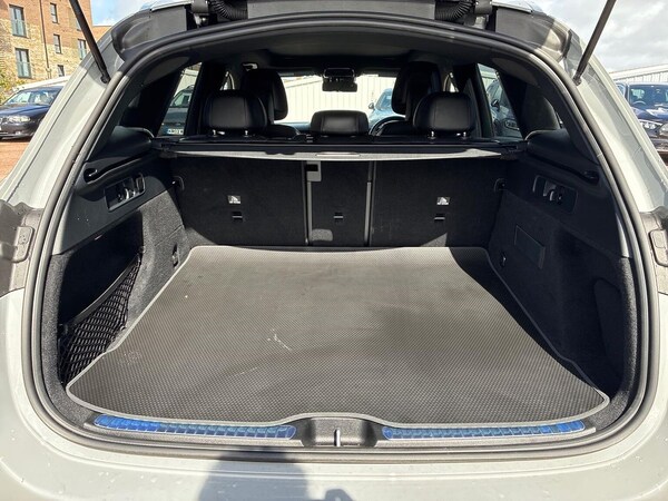 Used Mercedes-Benz GLC 2025 for sale - 76144223: Photo 17