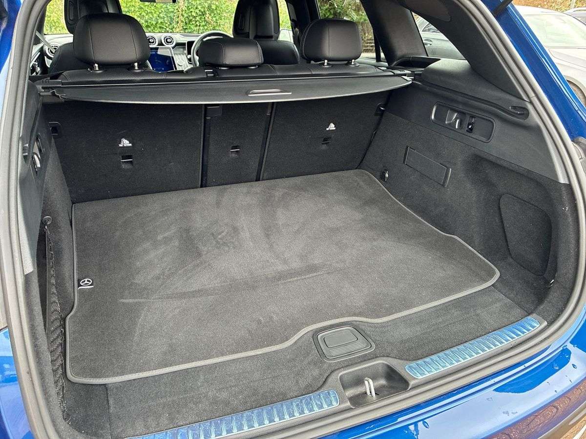 Used Mercedes-Benz GLC 2025 for sale - 78121902: Photo 17