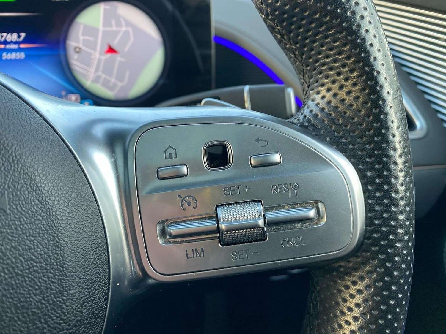 Used Mercedes-Benz EQC 2021 for sale - 77818231: Photo 27