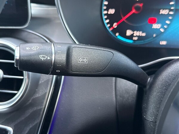Used Mercedes-Benz GLC 2023 for sale - 76174190: Photo 29