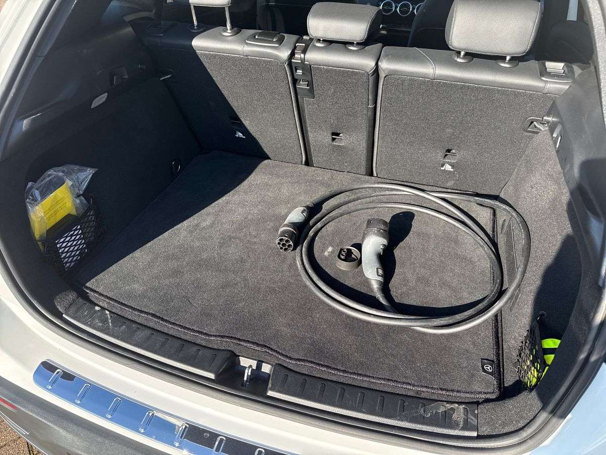 Used Mercedes-Benz EQA 2024 for sale - 78176489: Photo 17