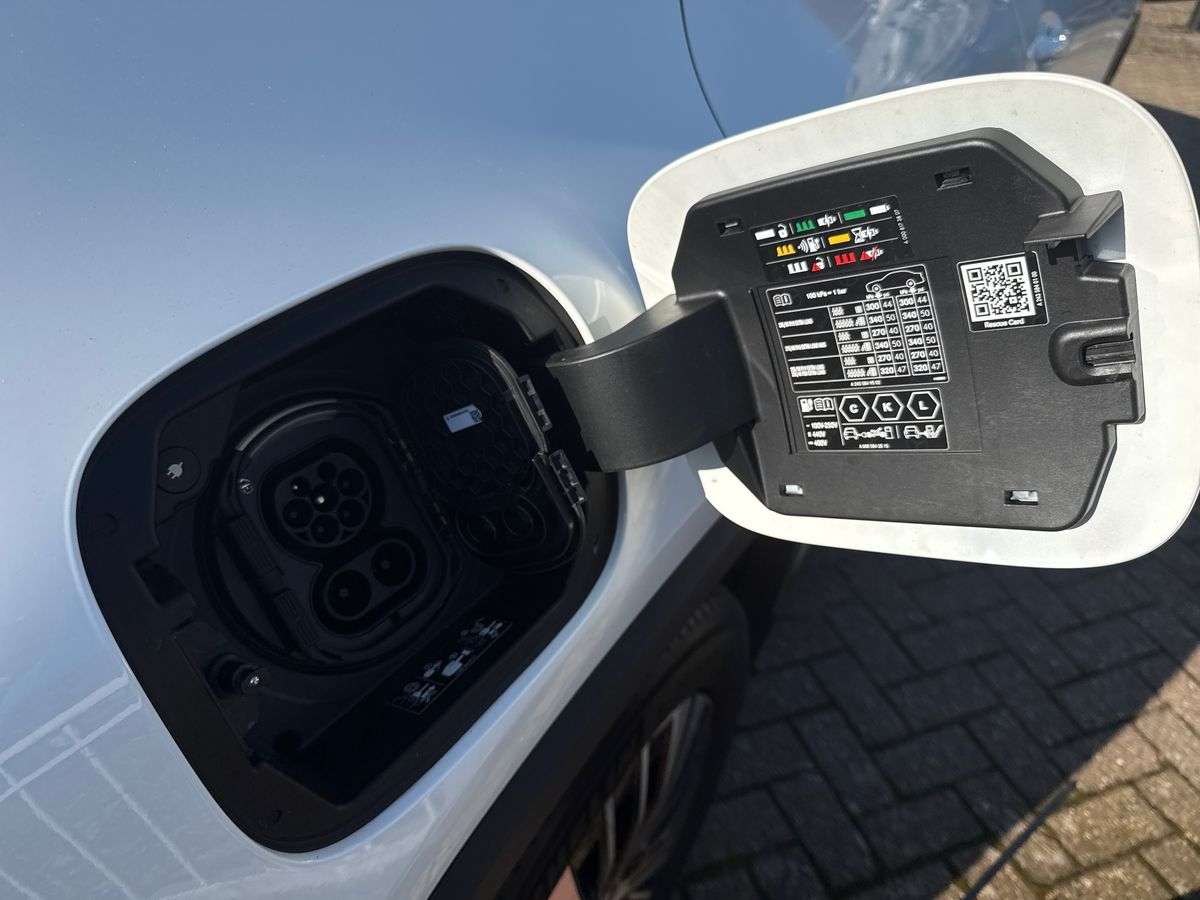 Used Mercedes-Benz EQA 2024 for sale - 78176489: Photo 39