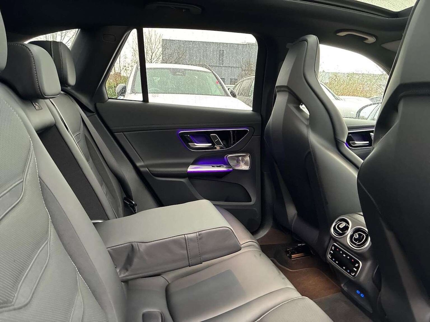 Used Mercedes-Benz GLC 2023 for sale - 77845334: Photo 16