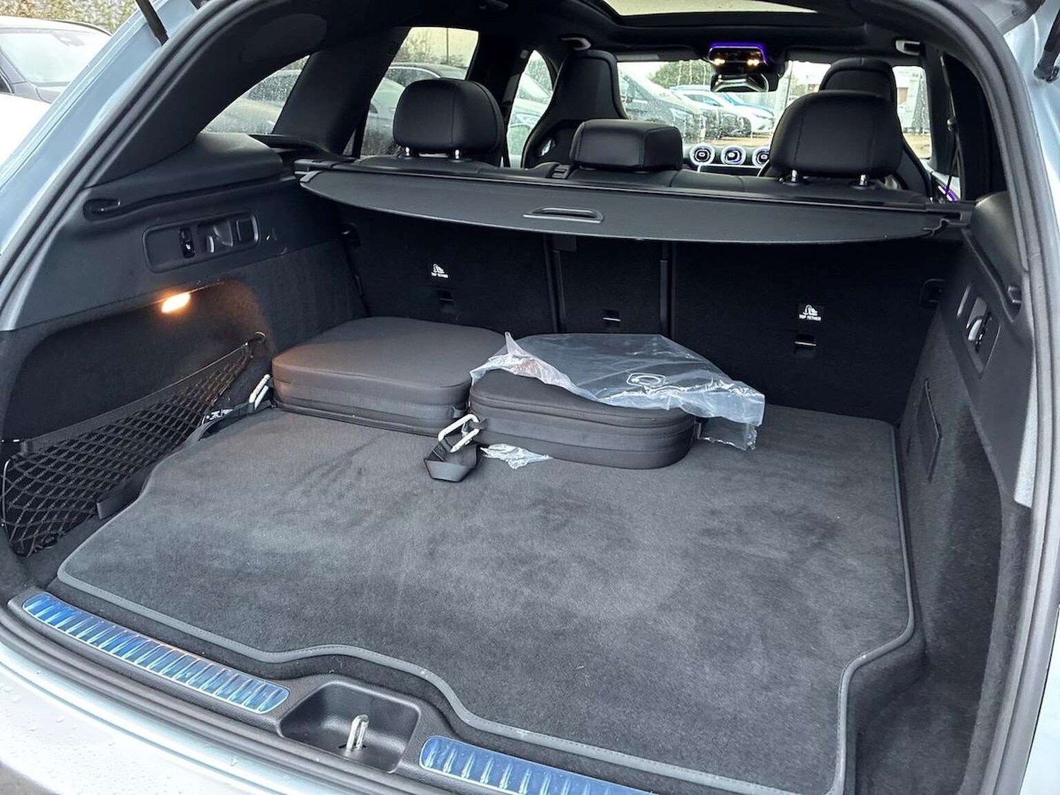 Used Mercedes-Benz GLC 2023 for sale - 77845334: Photo 17