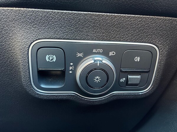 Used Mercedes-Benz GLB 2022 for sale - 76127270: Photo 22