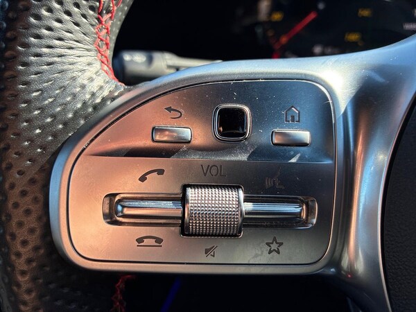 Used Mercedes-Benz GLB 2022 for sale - 76127270: Photo 26