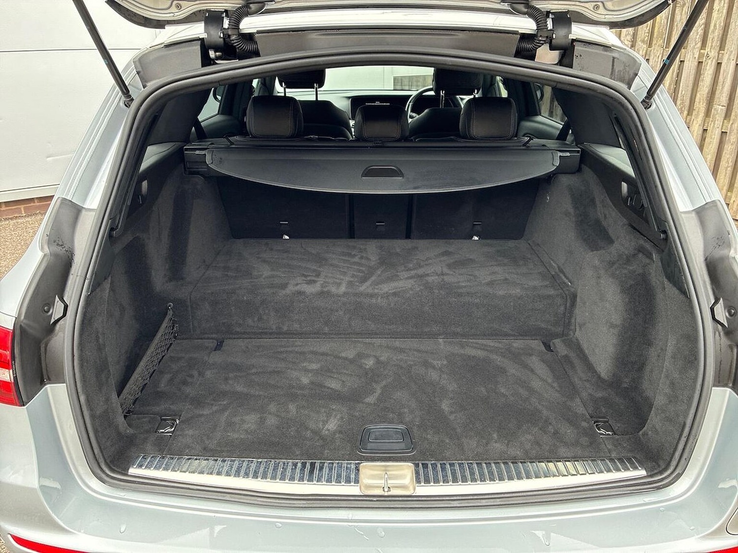 Used Mercedes-Benz E-Class 2023 for sale - 76149421: Photo 17