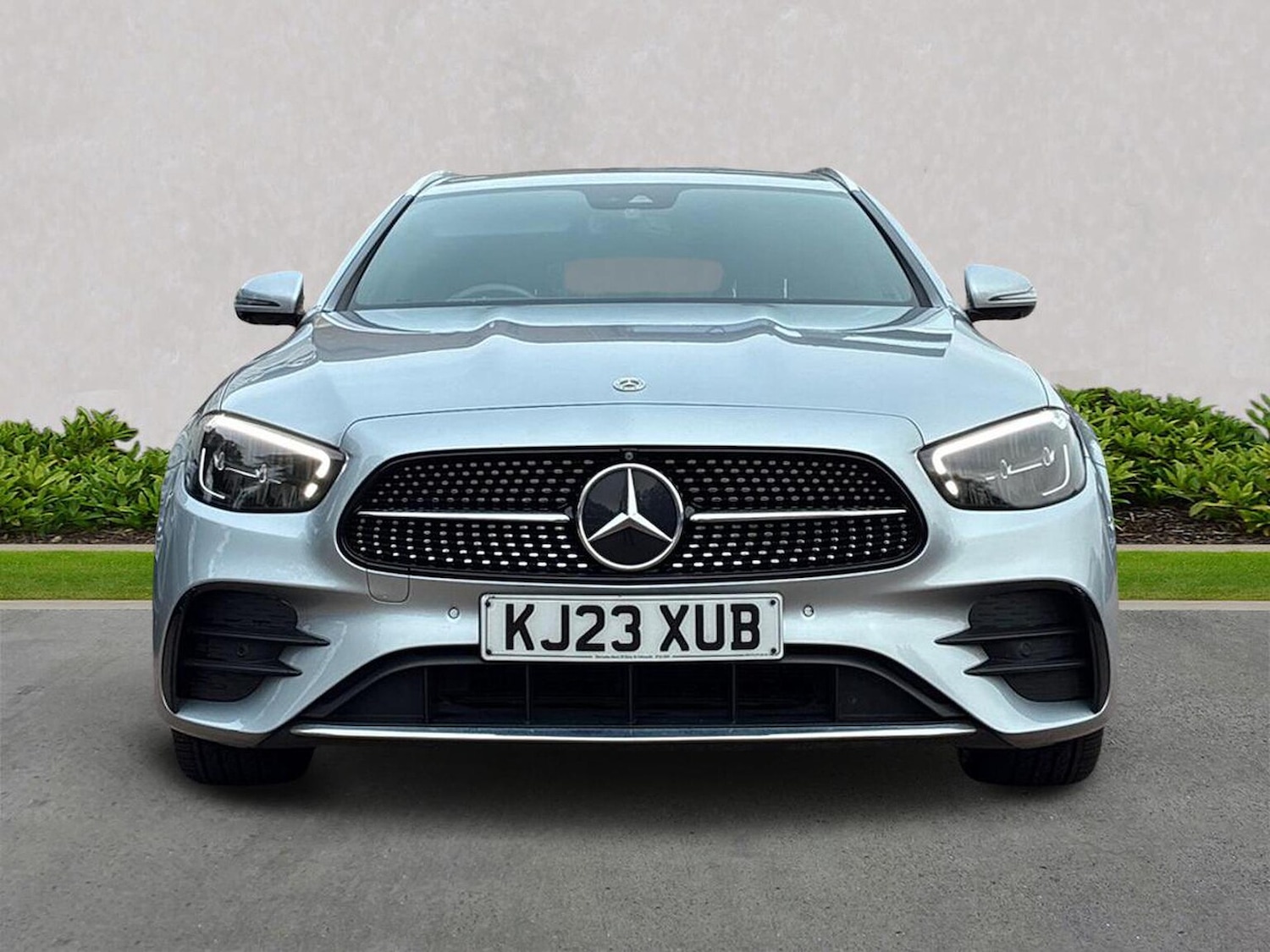 Used Mercedes-Benz E-Class 2023 for sale - 76149421: Photo 5