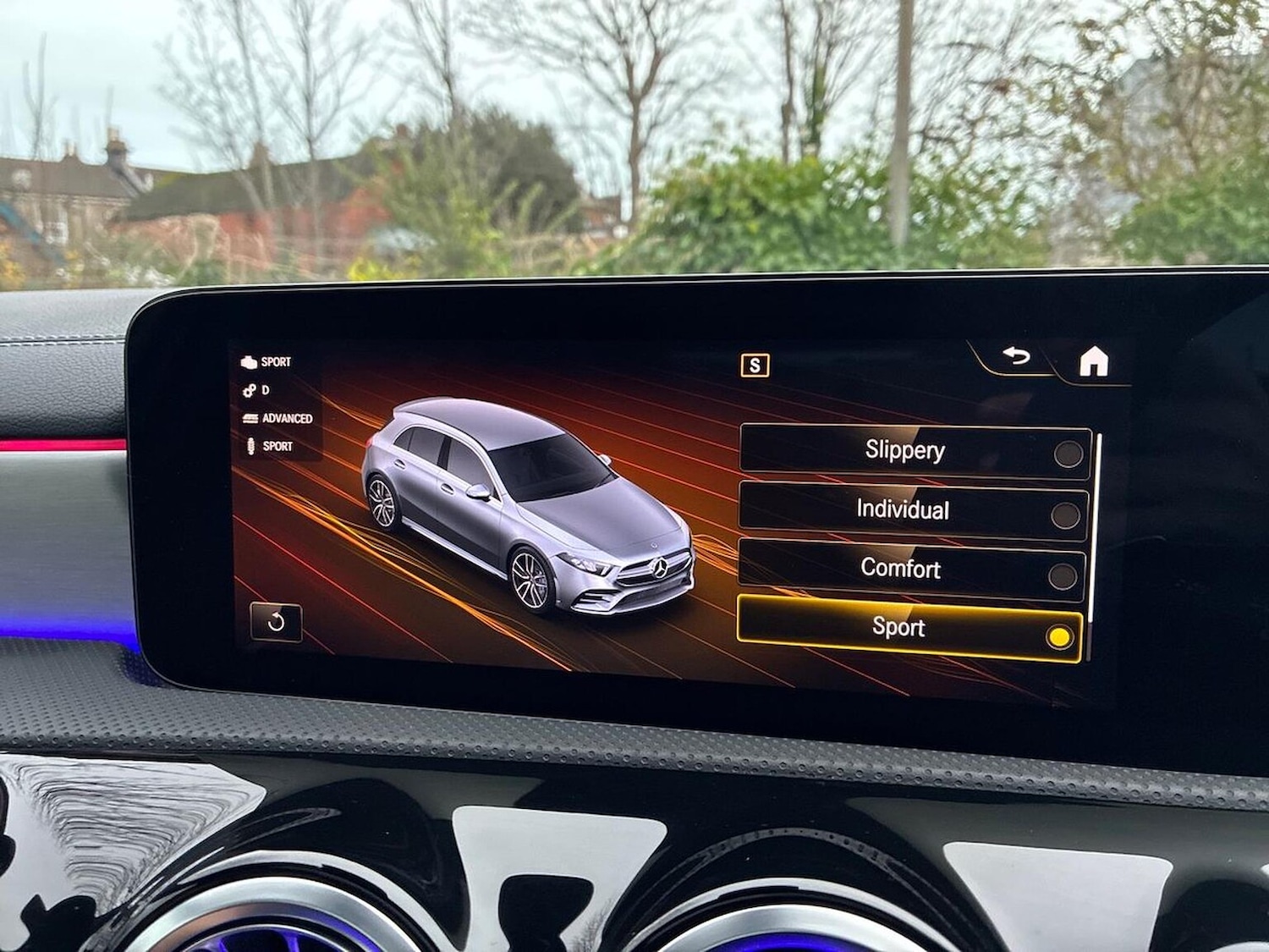 Used Mercedes-Benz A-Class 2022 for sale - 76877901: Photo 39