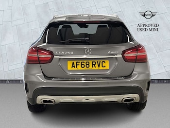Used Mercedes-Benz GLA 2018 for sale - 79023978: Photo