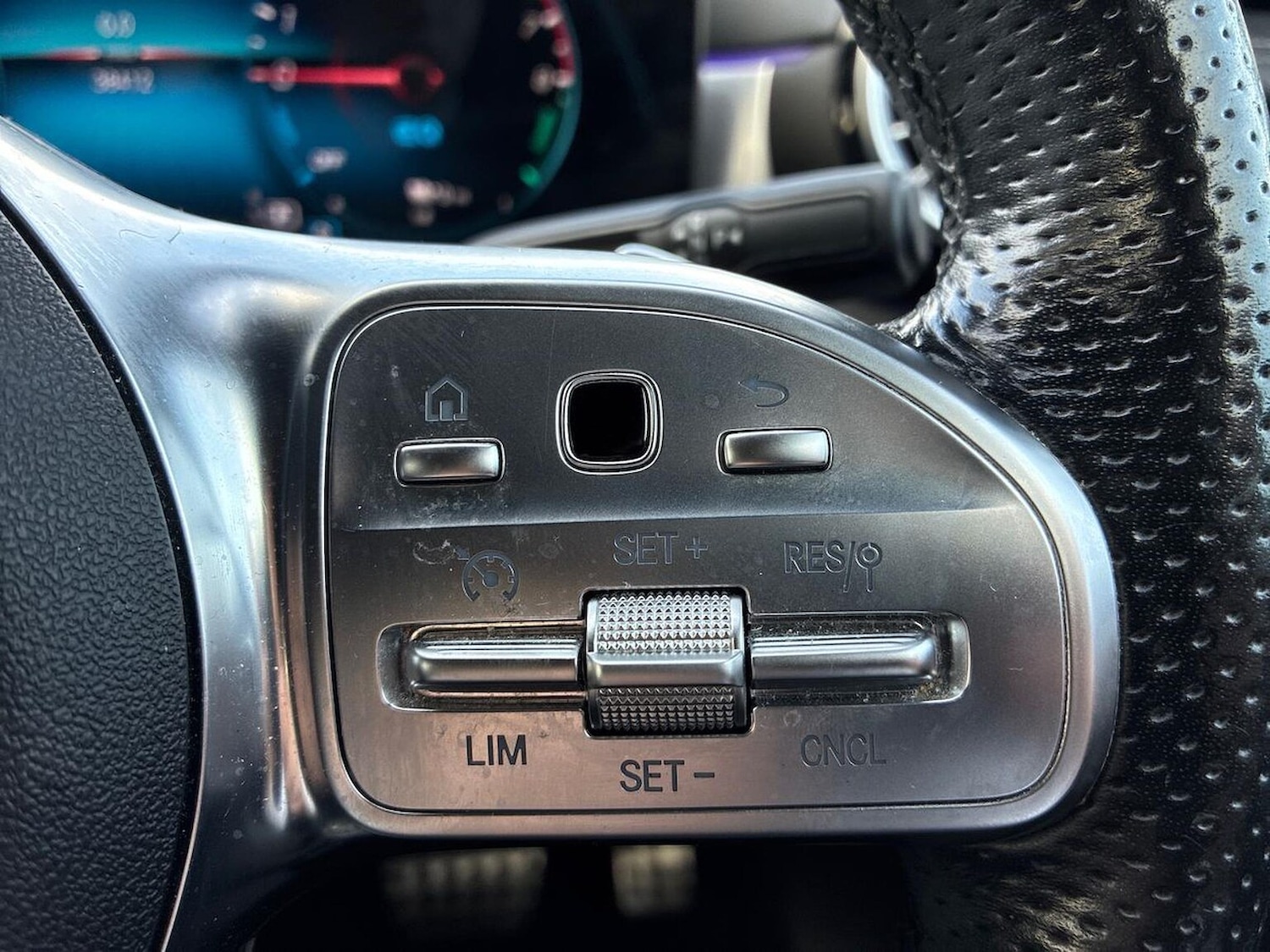 Used Mercedes-Benz CLA 2020 for sale - 76450595: Photo 27