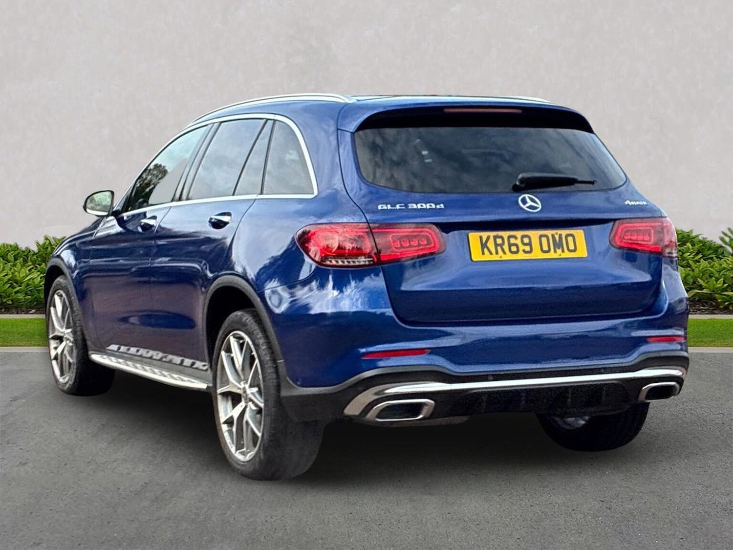 Used Mercedes-Benz GLC 2019 for sale - 76506128: Photo 3