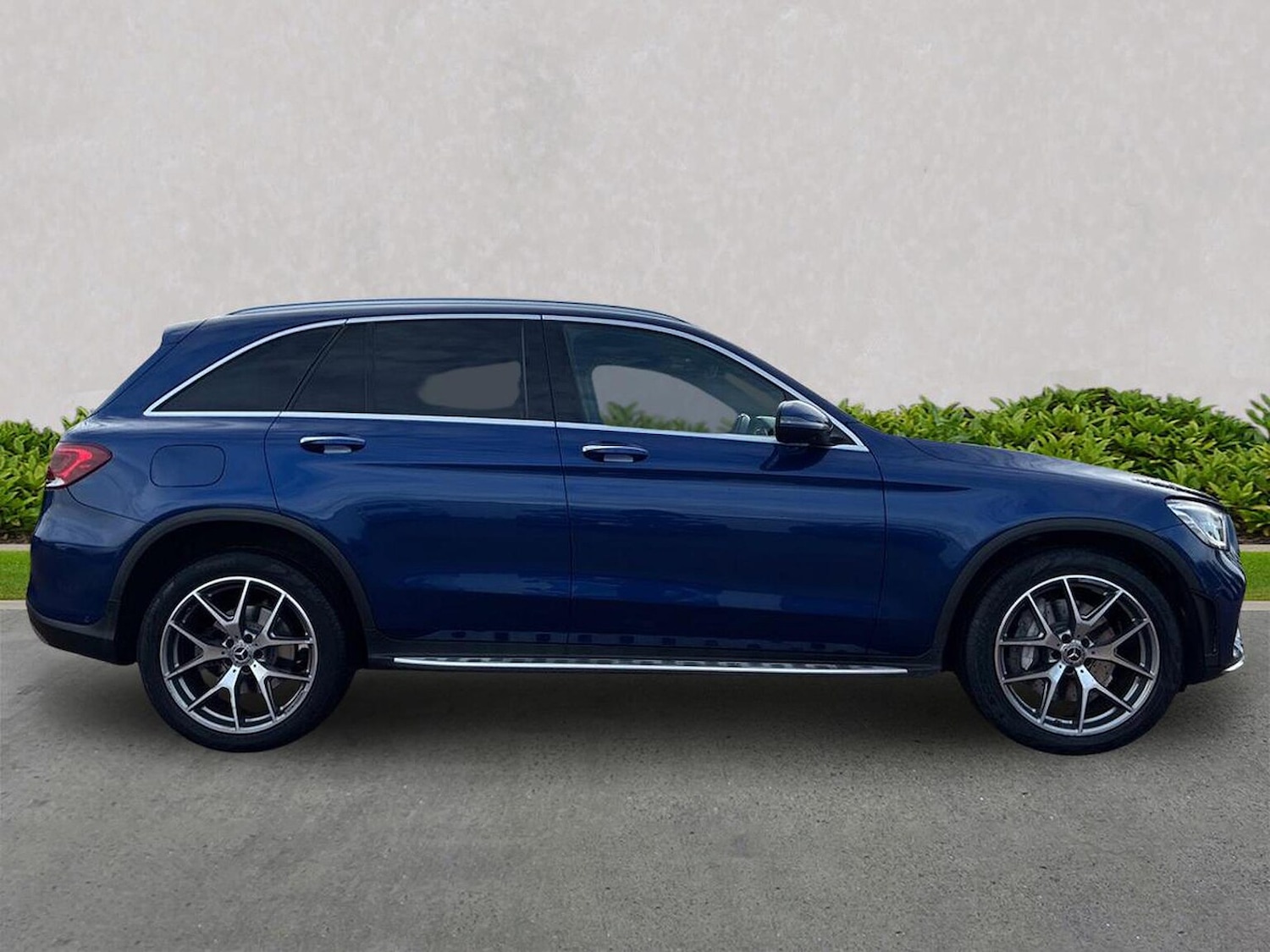Used Mercedes-Benz GLC 2019 for sale - 76506128: Photo 4