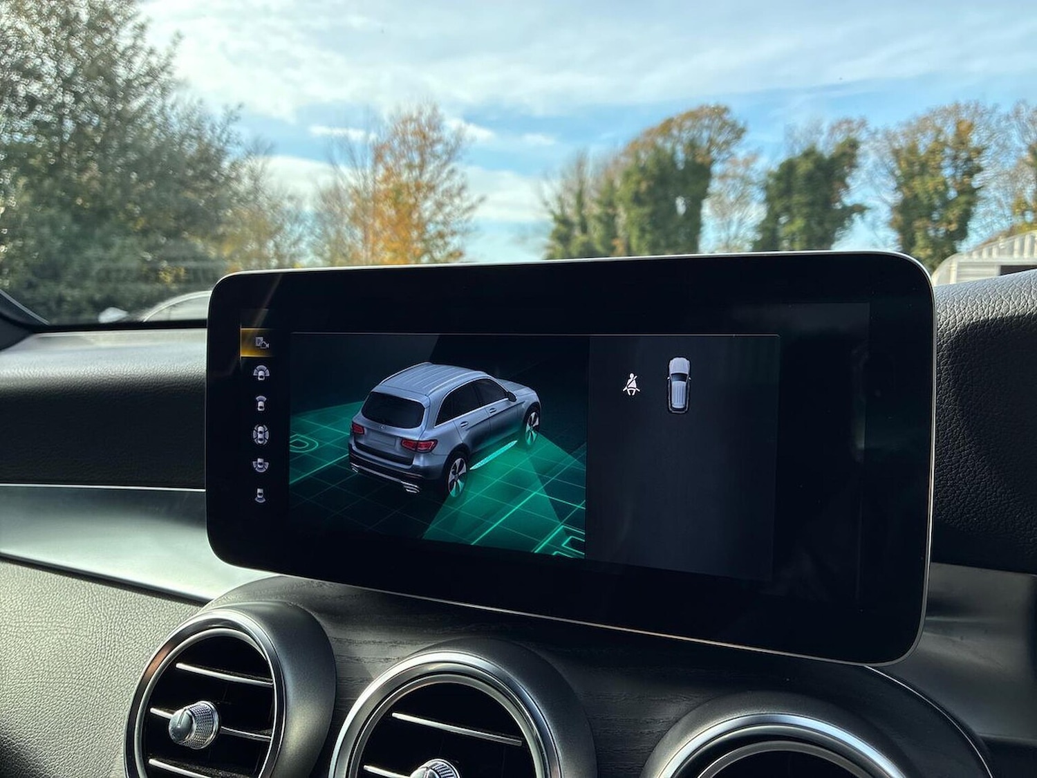 Used Mercedes-Benz GLC 2019 for sale - 76506128: Photo 41