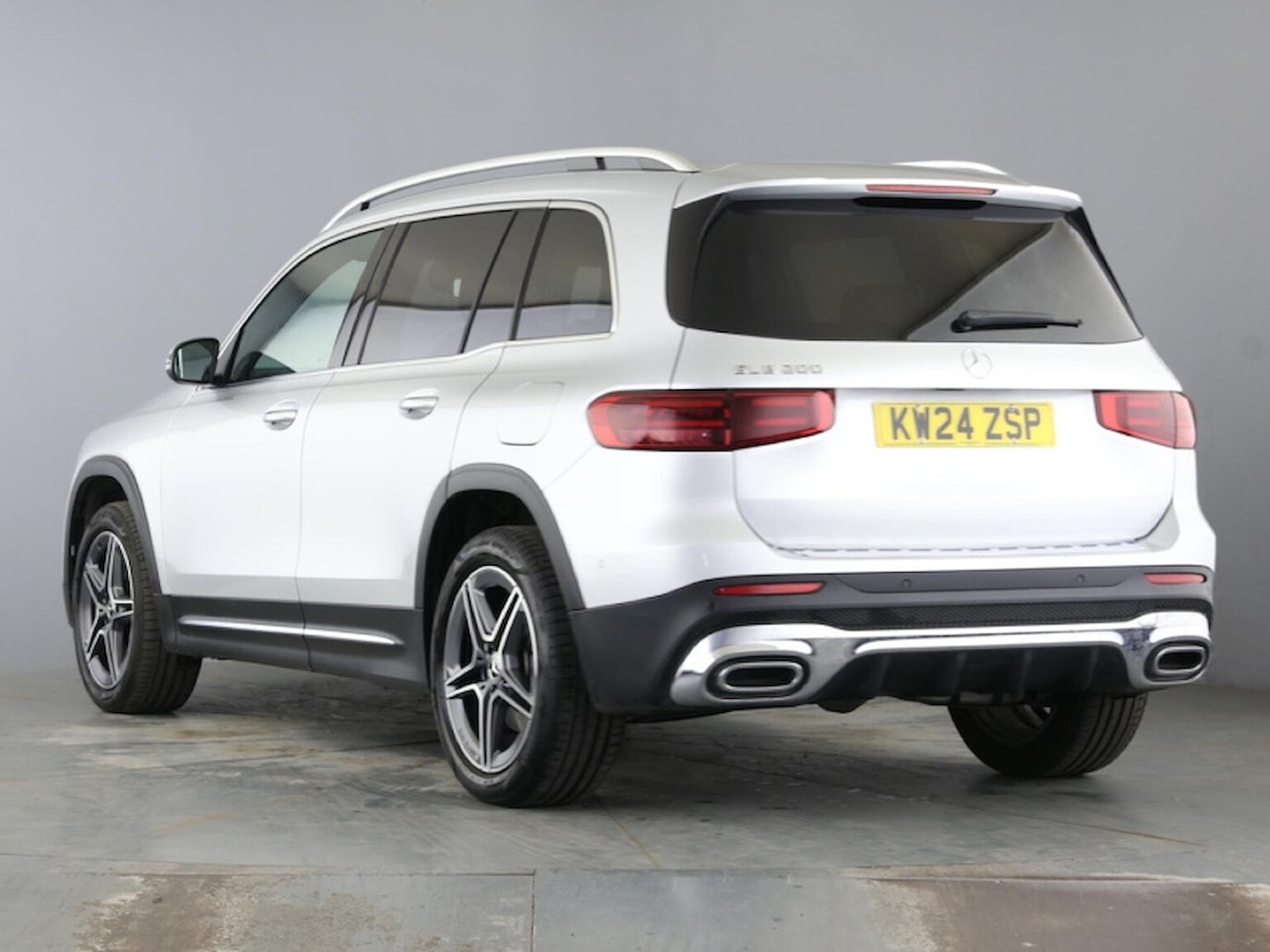 Used Mercedes-Benz GLB 2024 for sale - 76335112: Photo 2