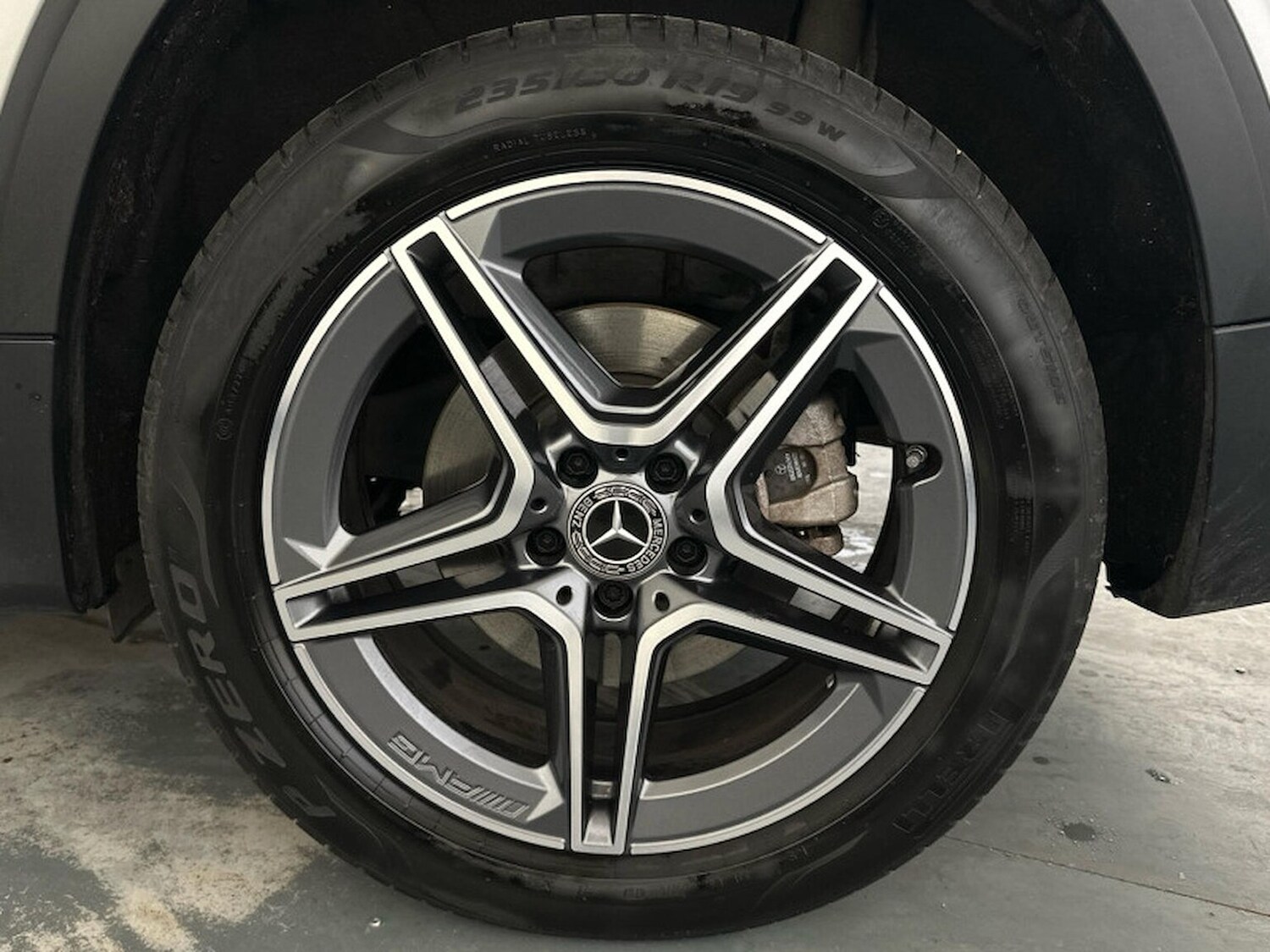 Used Mercedes-Benz GLB 2024 for sale - 76335112: Photo 4