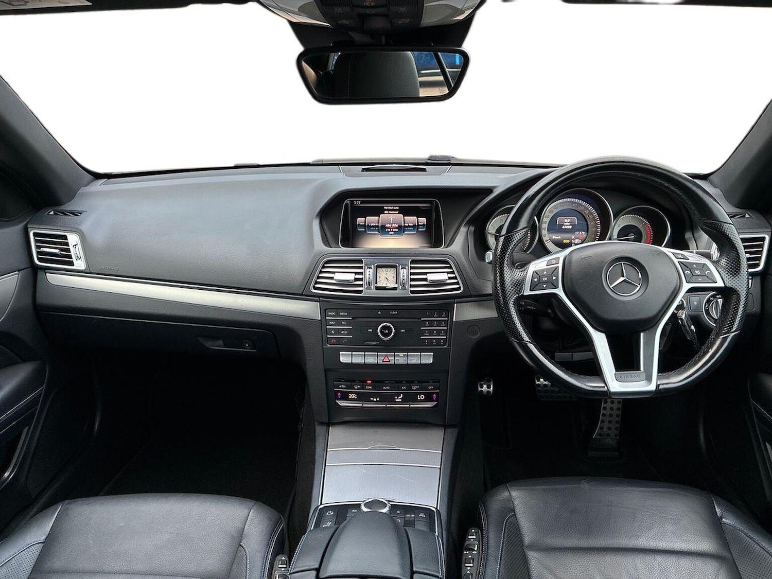 Used Mercedes-Benz E Class 2017 for sale - 76310100: Photo 9