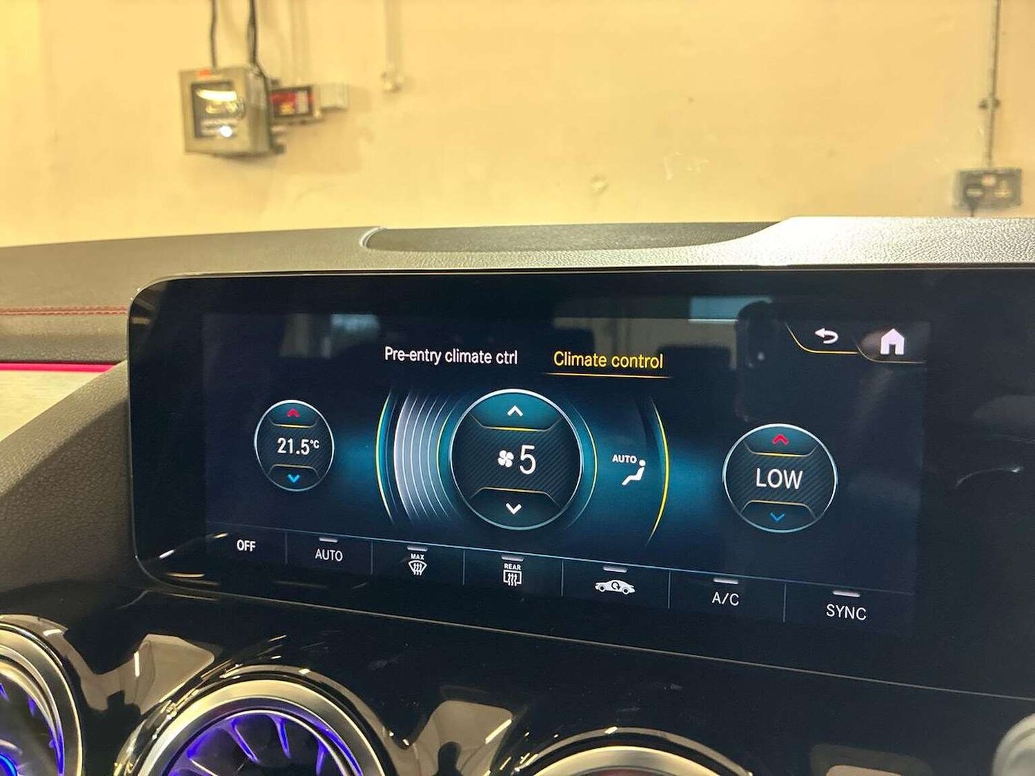 Used Mercedes-Benz EQA 2021 for sale - 77946124: Photo 12