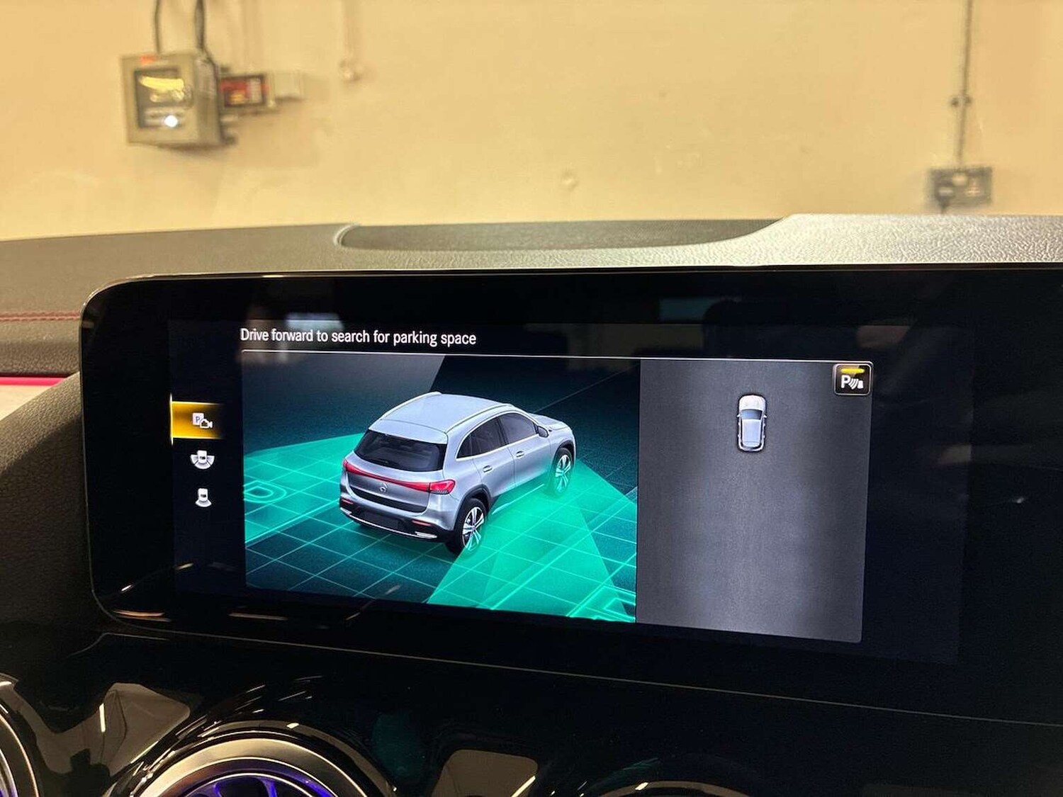 Used Mercedes-Benz EQA 2021 for sale - 77946124: Photo 40