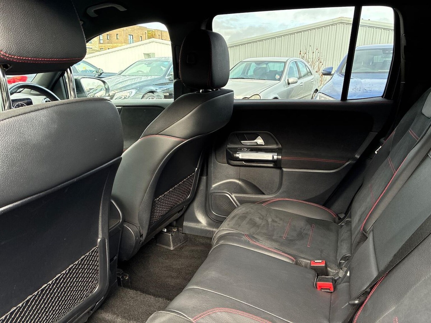 Used Mercedes-Benz GLB 2024 for sale - 77011935: Photo 18