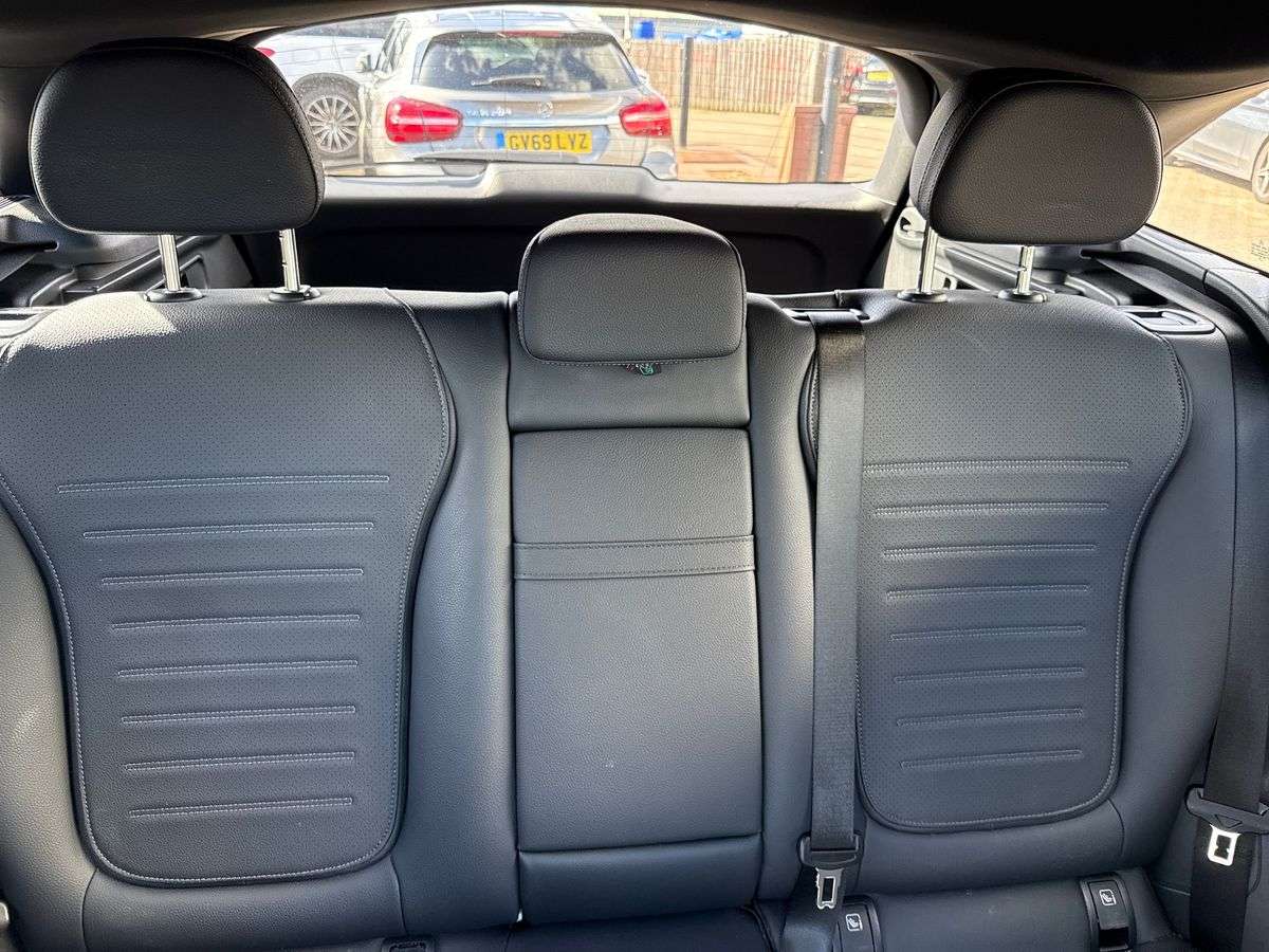 Used Mercedes-Benz GLC 2023 for sale - 78122796: Photo 16