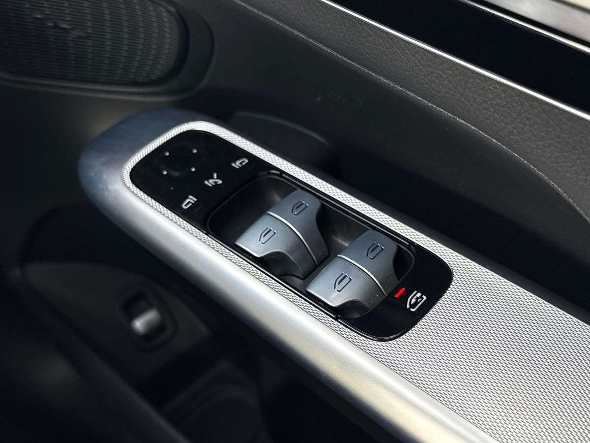 Used Mercedes-Benz GLC 2023 for sale - 78122796: Photo 21