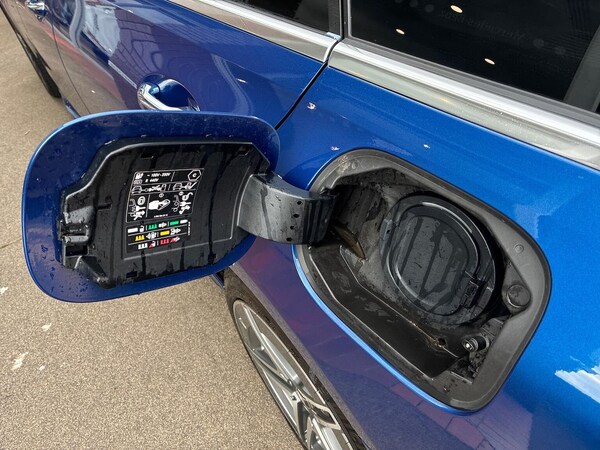 Used Mercedes-Benz C-Class 2024 for sale - 76198396: Photo 41