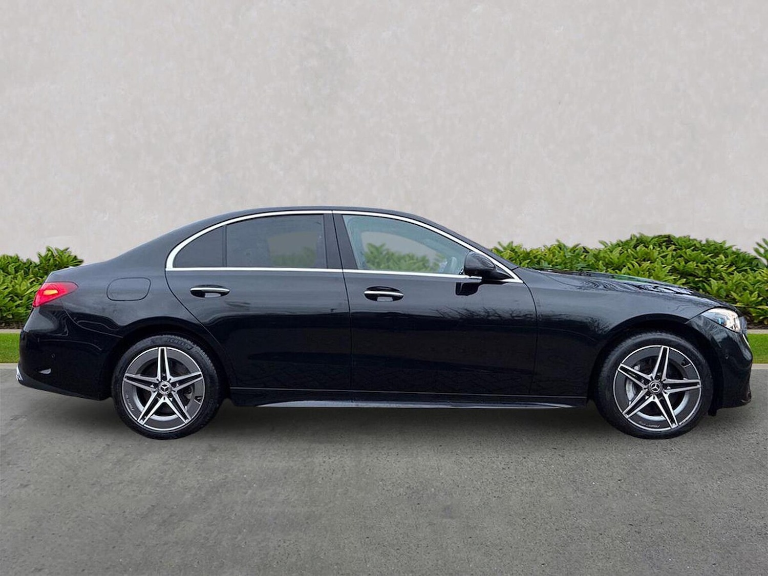 Used Mercedes-Benz C Class 2024 for sale - 76864030: Photo 3