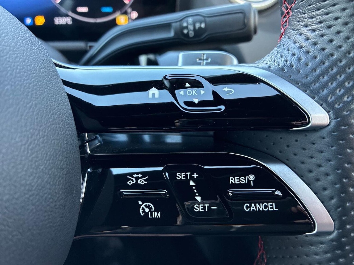 Used Mercedes-Benz GLA 2024 for sale - 76845283: Photo 27