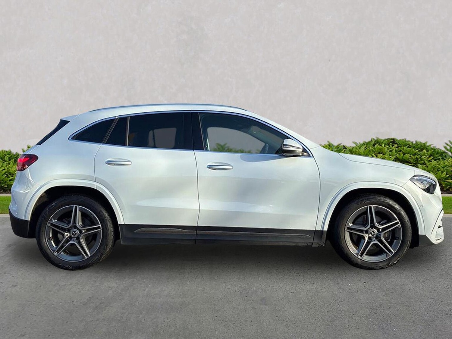 Used Mercedes-Benz GLA 2024 for sale - 76845283: Photo 3