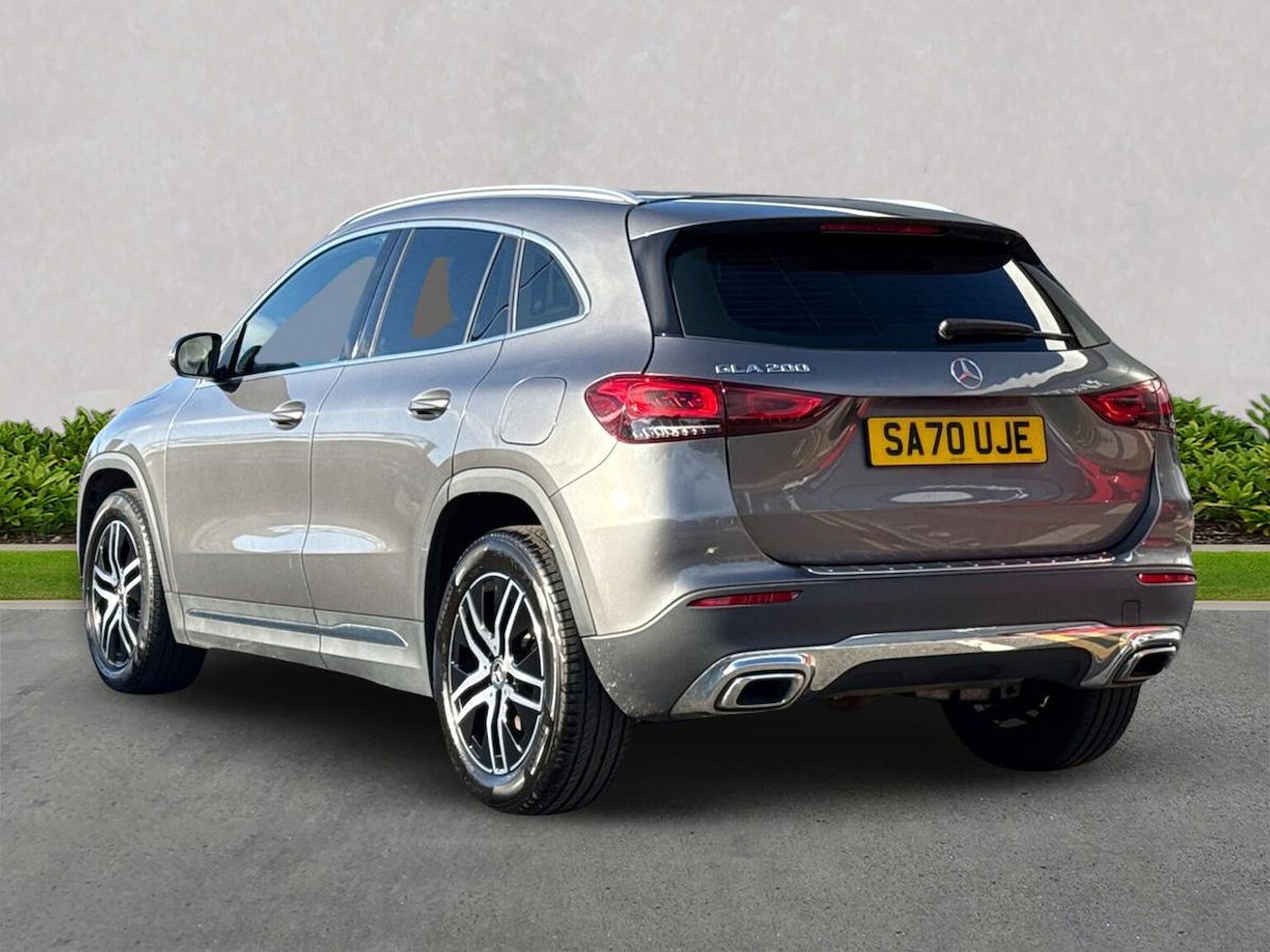 Used Mercedes-Benz GLA 2020 for sale - 76329980: Photo 2