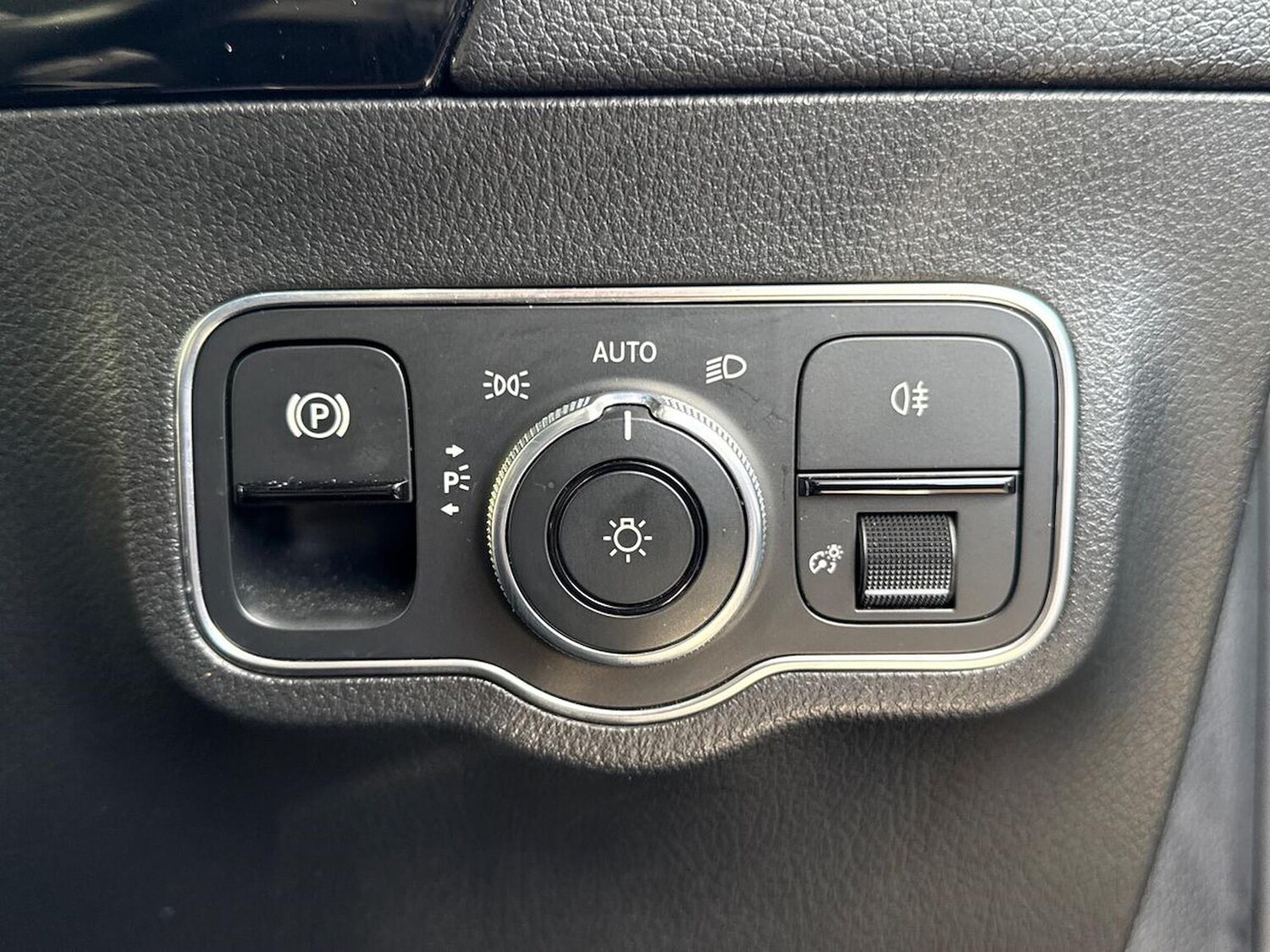 Used Mercedes-Benz GLA 2020 for sale - 76329980: Photo 22