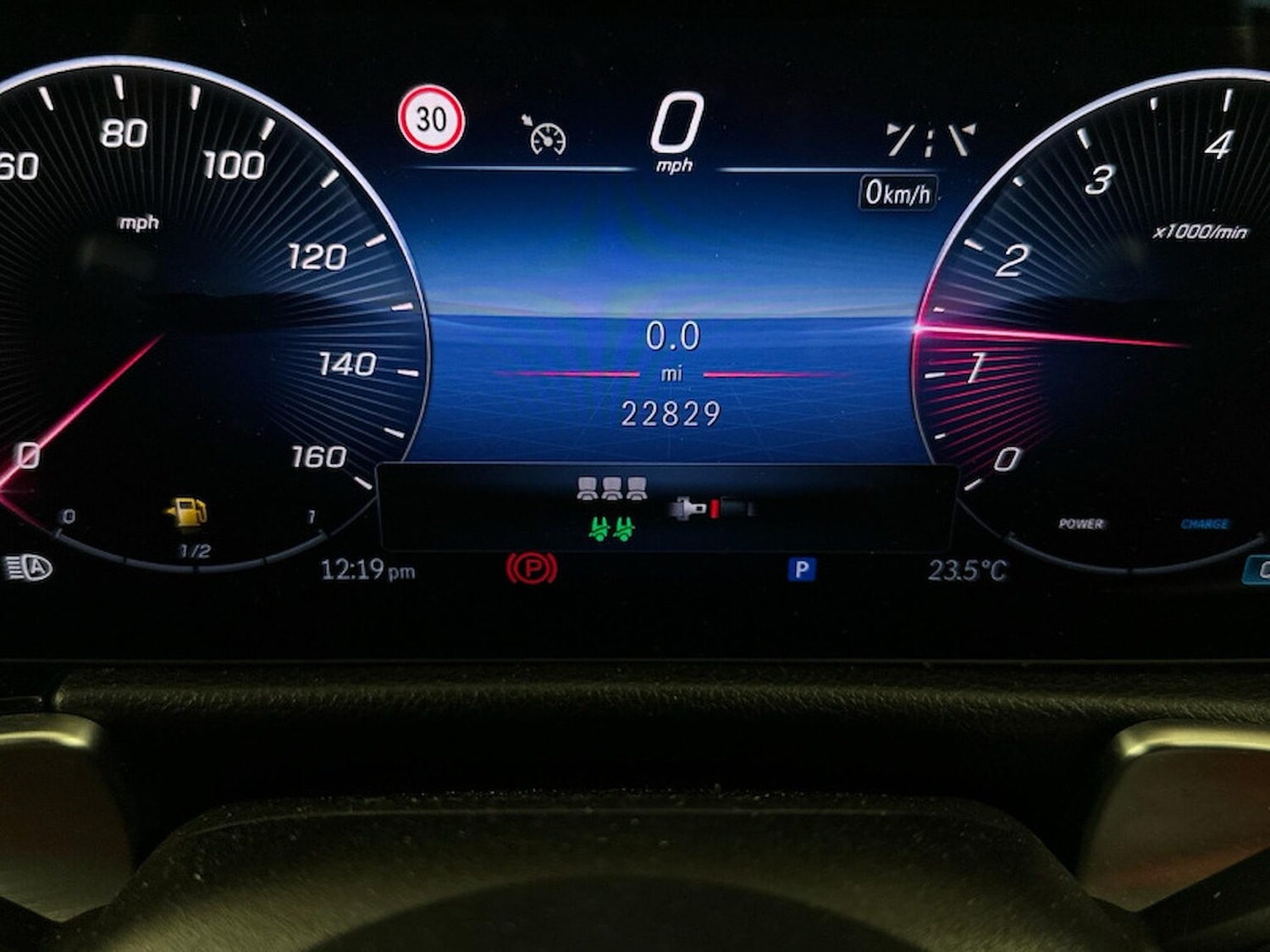 Used Mercedes-Benz GLB 2024 for sale - 76470980: Photo 4