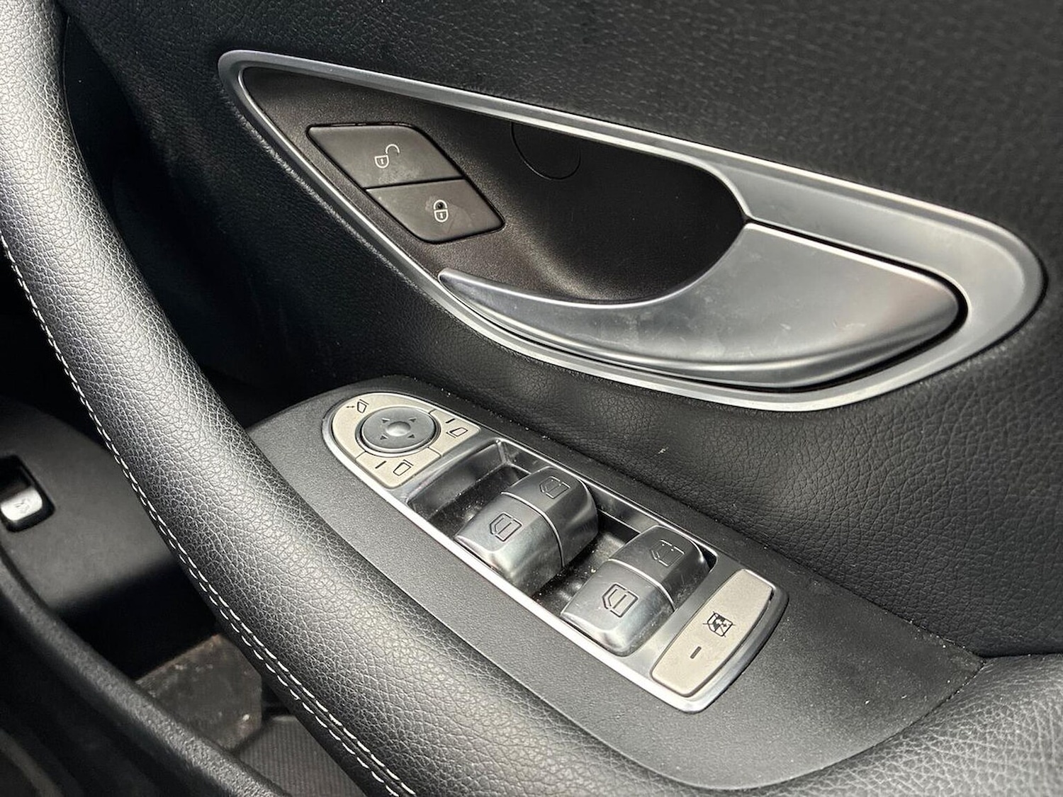 Used Mercedes-Benz E-Class 2022 for sale - 75987649: Photo 21